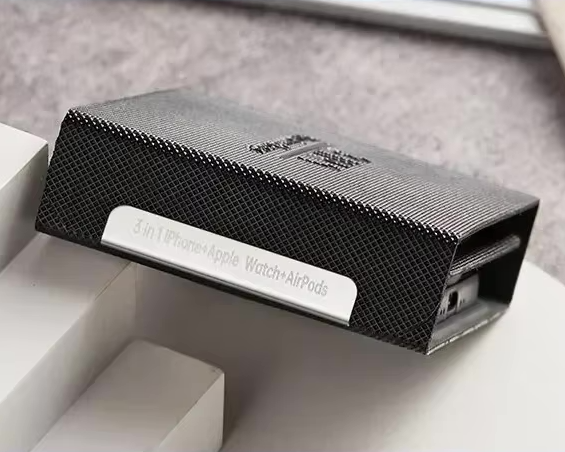 3-in-1 Magnetic Wireless Charging Station